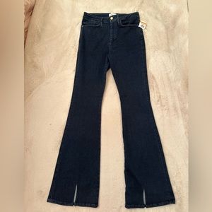 FRAME Le One Flare Dark Denim Jeans With Bottom Slit NWT-Size 2 fits size 30-34
